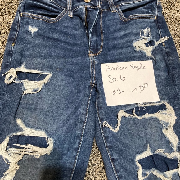 American Eagle size 6 great condition - Picture 1 of 2